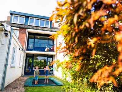 Waterbuffer onder de trampoline